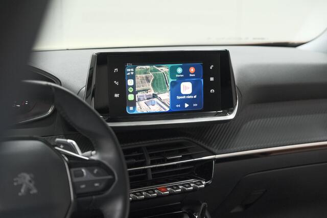 Peugeot 2008 PureTech 130 EAT8 Allure | Allseason banden | Camera | Navigatie | Parkeersensoren