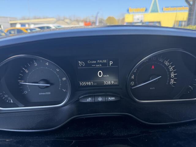 Peugeot 2008 1.2 PureTech Active - 110 pk - Panodak - 2e eigenaar -