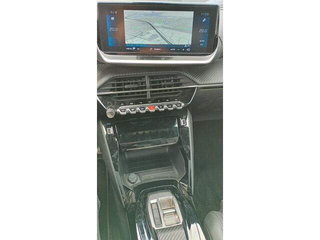 Peugeot 2008 1.2 PureTech GT 1e-Eig. & Dealer-Onderh. BOVAG-Garantie. NL-Auto.