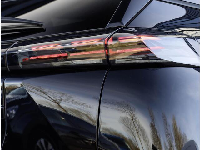 Peugeot 2008 1.2 Hybrid 136 Allure