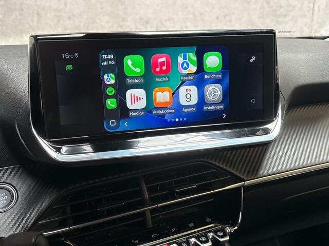 Peugeot 2008 1.2 PureTech Allure Sport 131Pk (VIRTUAL COCKPIT, APPLE CARPLAY, GROOT NAVI, 360 CAMERA, LEDER, SPORTSTOELEN, KEYLESS, GETINT GLAS, LM VELGEN, NIEUWE APK, NIEUWSTAAT)