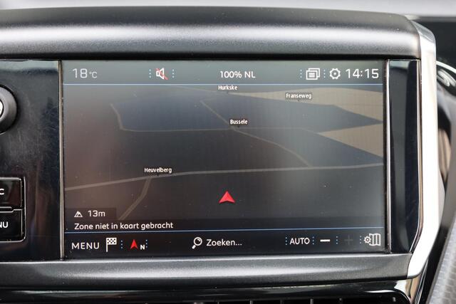 Peugeot 2008 1.2 PureTech Allure PANO TREKHAAK 1e-EIGENAAR CARPLAY DAB NAVI NAP HALFLEER ZEER-NETJES! CRUISE PDC CLIMA DISTRIBUTIE=VERVANGEN! ENZ.