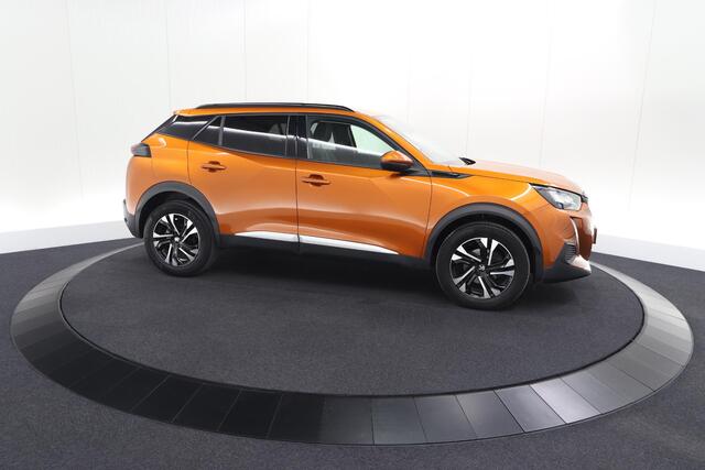 Peugeot 2008 PureTech 100 Allure | Trekhaak | Apple Carplay | Parkeersensoren