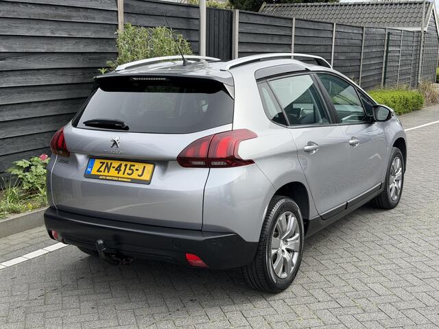 Peugeot 2008 Blue Lion 1.2 PureTech 130PK Navigatie, Parkeersensoren Achter, Panoramadak, Trekhaak, Airco