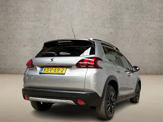 Peugeot 2008 1.2 PureTech Allure (PANORAMADAK, APPLE CARPLAY, NAVIGATIE, LEDER, SPORTSTOELEN, PARKEERSENSOREN, CRUISE, NIEUWE APK, NIEUWSTAAT)