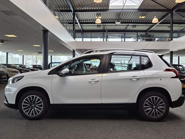 Peugeot 2008 1.2 PureTech Blue Lion