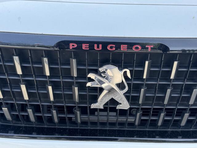 Peugeot 2008 1.2 PureTech GT-Line // D-RIEM VERVANGEN!! // NAVI // CAMERA // CLIMA // CRUISE //