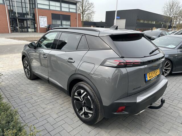 Peugeot 2008 1.2 Hybride 136 Allure