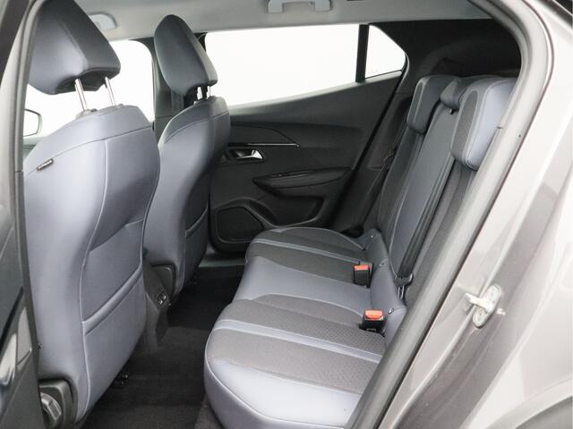 Peugeot 2008 1.2 PureTech Blue Lease Allure/ trekhaak/ lage km!