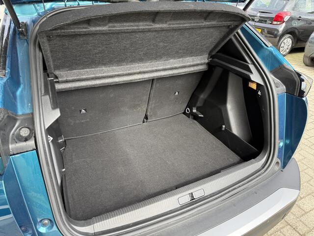 Peugeot 2008 1.2 Turbo 100 Allure | Parkeersensoren | Draadloos Apple Carplay/Android Auto | Privacy Glass | Bleu Obsession