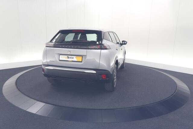 Peugeot 2008 PureTech 100 Active Pack | Allseason Banden | Parkeersensoren | Navigatie | Apple Carplay
