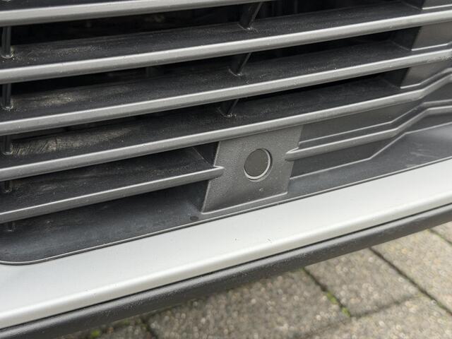 Peugeot 2008 1.2 Hybrid 136PK GT e-DCS6 Automaat Navigatie, Achteruitrijcamera, Keyless, Parkeersensoren, Adaptieve Cruise Control, Apple Carplay, Android Auto