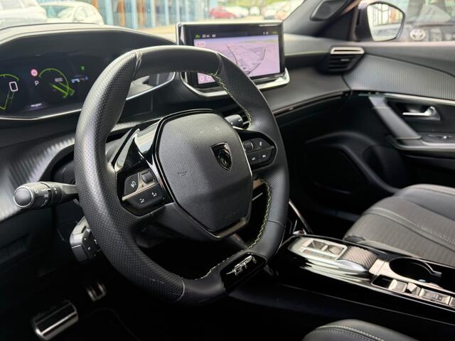 Peugeot 2008 1.2 PT GT-LINE 130PK AUTOMAAT LMV NAVI PDC-CAMERA