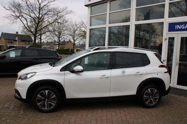Peugeot 2008 1.2 PureTech Allure