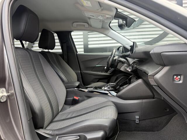 Peugeot 2008 1.2 PureTech Allure Pack 1e Eigenaar|Navi|Carplay|Camera|Trekhaak|Clima|Cruise|LED Koplampen|D-riem v.v.|N.A.P|APK tot 07-2027