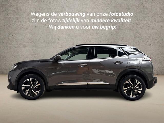 Peugeot 2008 1.2 PureTech Allure Sport 131Pk Automaat (VIRTUAL COCKPIT, APPLE CARPLAY, GROOT NAVI, 360 CAMERA, KEYLESS, SPORTSTOELEN, GETINT GLAS, LEDER, NIEUWE APK, NIEUWSTAAT)