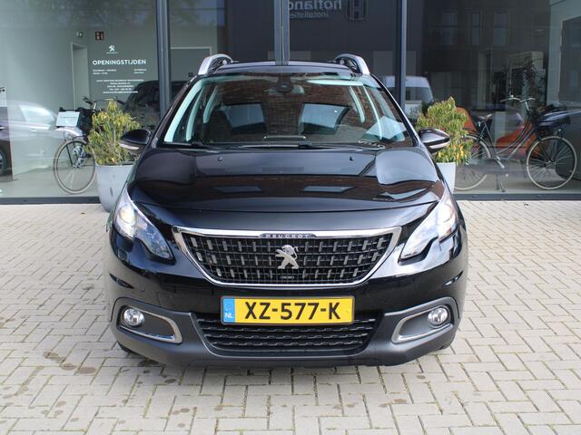 Peugeot 2008 1.2 PureTech Blue Lion Panoramadak, Airco, Cruise control en Navigatie