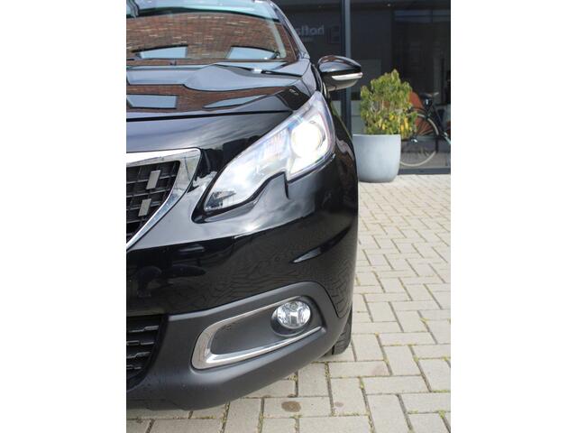 Peugeot 2008 1.2 PureTech Blue Lion Panoramadak, Airco, Cruise control en Navigatie