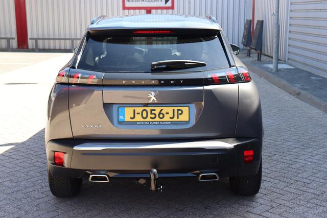 Peugeot 2008 1.2 PureTech Blue Lease Allure O.a: PDC, Camera, Leder, Pano, Trekhaak, Stoelverw, Etc. All-in prijs!