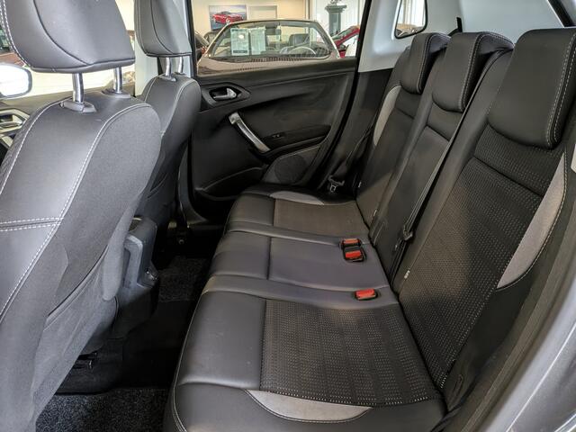 Peugeot 2008 1.2 PureTech Allure Airco, Cruise Control, Trekhaak, Stuurbekrachtiging