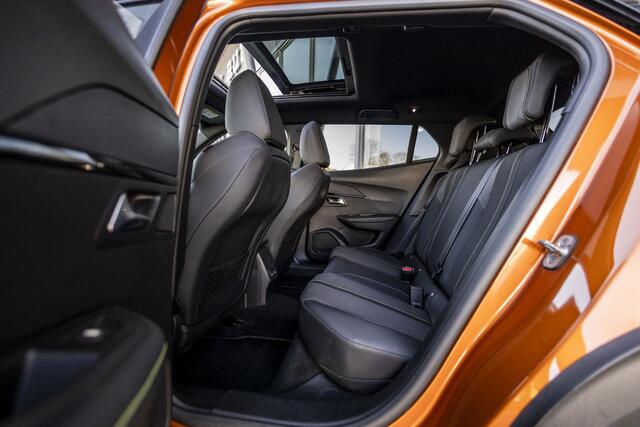 Peugeot 2008 1.2 PureTech GT-Line | Pano | D.Riem vervangen |