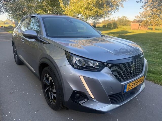 Peugeot 2008 1.2 PT Allure Pack