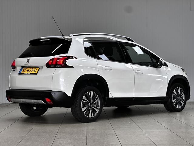 Peugeot 2008 1.2 PureTech Allure/ D-Riem verv: 99.000 KM!/ Panorama-Dak/ Half-Leder/ Extra getint glas/ Parelmoer Wit/ Camera/ Apple + Android/ DABG+/ Navi/ Clima/ Cruise/ Elek. pakket/ Bluetooth/ Multi. LEDER. Stuur/ Mistl.