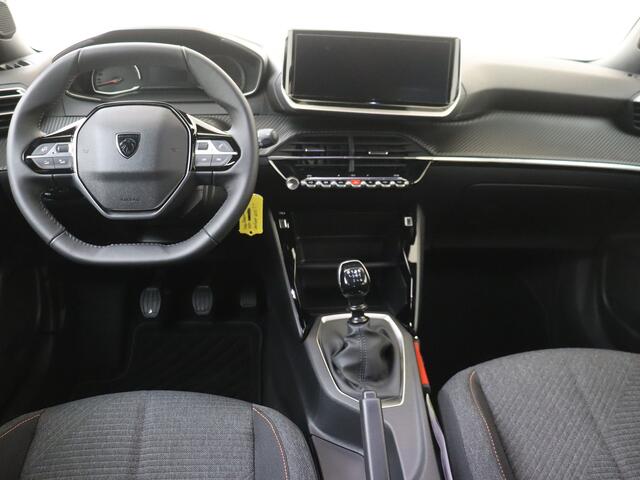 Peugeot 2008 1.2 PureTech 100 Style | Afneembare Trekhaak | Navigatie | Climate control | * 8 jaar garantie *