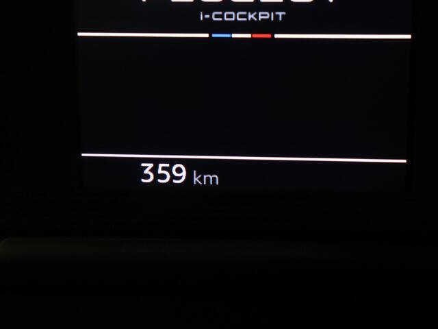 Peugeot 2008 1.2 PureTech 100 Style | Afneembare Trekhaak | Navigatie | Climate control | * 8 jaar garantie *