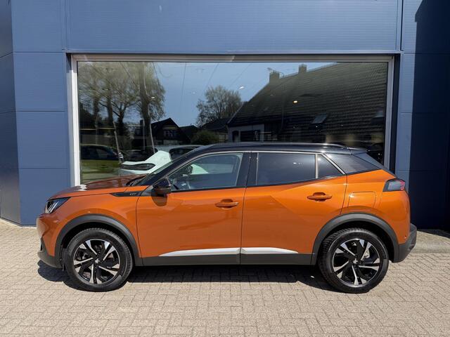 Peugeot 2008 1.2 Turbo 155PK GT Pack | Automaat | All season banden | Navigatie | Keyless Entry/Start | Alcantara Stoelen | Full LED Verlichting | Adaptieve Cruise Control | Dode Hoek Detectie | Climate Control | Stoelverwarming |