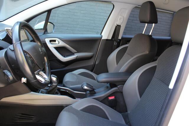 Peugeot 2008 1.2 PureTech Allure