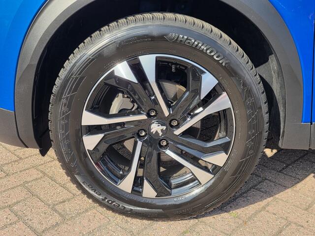 Peugeot 2008 1.2 PureTech Allure, navi, trekhaak, stoelverw.