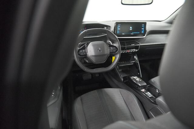 Peugeot 2008 PureTech 130 EAT8 Allure Pack | Camera | Apple CarPlay | Parkeersensoren