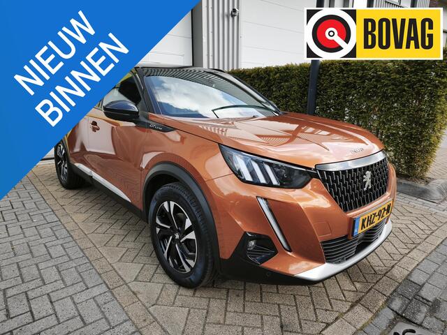 Peugeot 2008 1.2 PureTech GT-Line Led Navi-Carplay Stoelverwarming 3D-Cockpit Trekhaak
