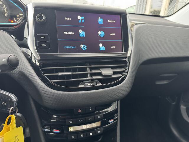 Peugeot 2008 1.2 PureTech Allure