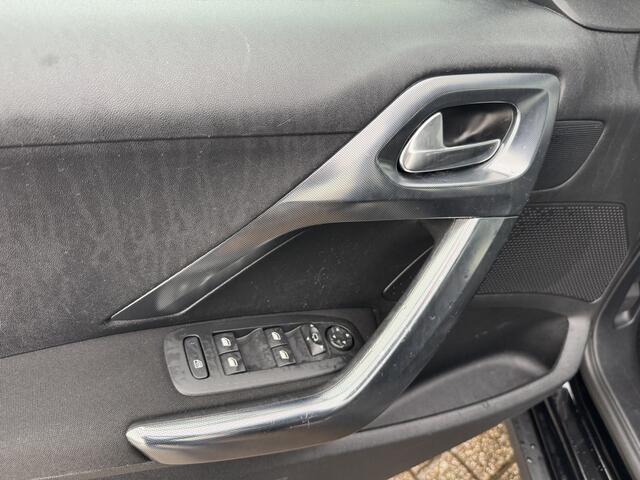 Peugeot 2008 1.2 PureTech Allure