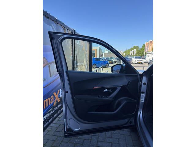 Peugeot 2008 PureTech 100 Allure |Navigatie|CarPlay|
