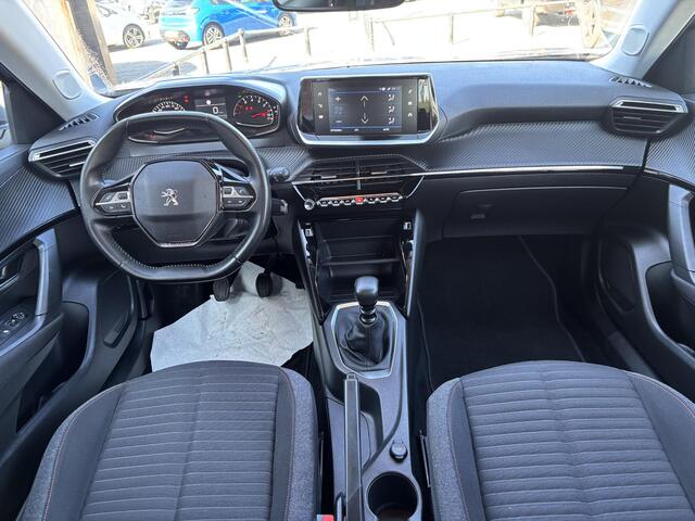 Peugeot 2008 PureTech 100 Allure |Navigatie|CarPlay|
