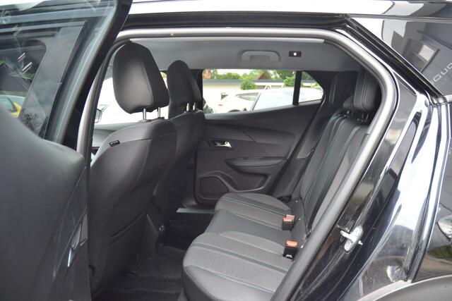 Peugeot 2008 1.2 PureTech Allure Pack Camera | Carplay | Automaat | half/leder