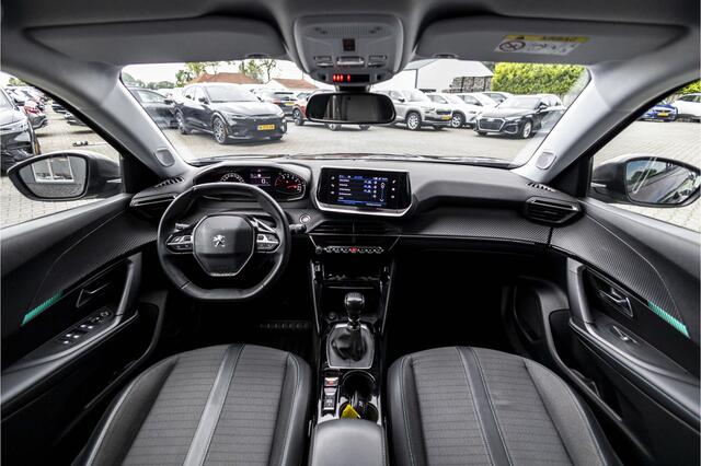 Peugeot 2008 1.2 PureTech 100 Allure | Trekhaak | LED | NL Auto
