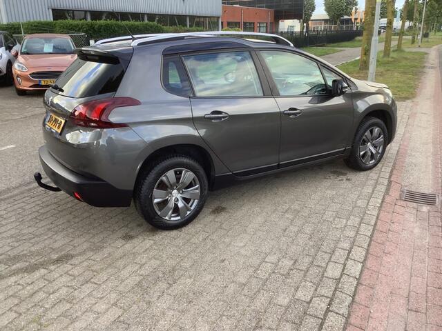 Peugeot 2008 1.2 PURET. BLUE LION