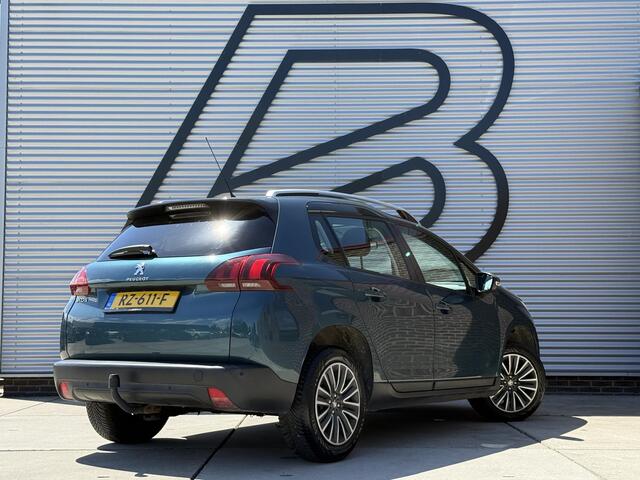 Peugeot 2008 1.2 PureTech Blue Lion 2e Eigenaar|Navi|Pano|Carplay|D-riem vv in 2024|Trekhaak|Airco|Cruise|PDC|N.A.P|APK tot 02-2027