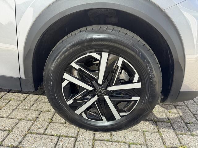 Peugeot 2008 1.2 Hybrid 145 Style Apple Carplay | Climate