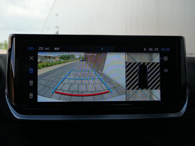 Peugeot 2008 1.2 Hybrid 145 Pk Allure Automaat Navi / DAB / Apple Carplay / Camera