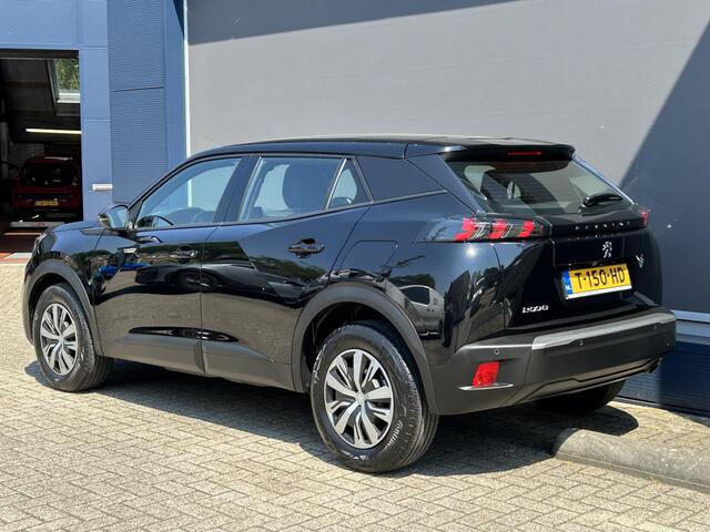 Peugeot 2008 1.2 Turbo 100 PK Active Pack | Navigatie Via Telefoon | Camera | Parkeersensoren Achter | Cruise Control | Climate control | LED Dagrijverlichting |