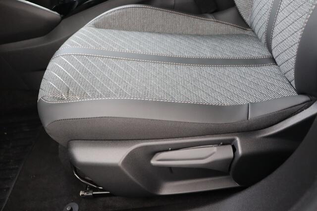 Peugeot 2008 1.2 HYBRID 145PK ALLURE E-DCS6 | Navigatie Pack | Drive Assist Plus Pack