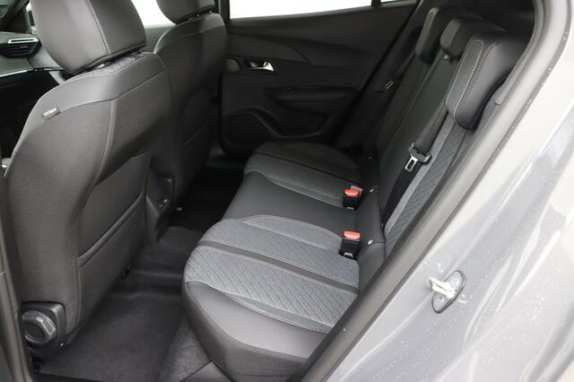 Peugeot 2008 1.2 HYBRID 145PK ALLURE E-DCS6 | Navigatie Pack | Drive Assist Plus Pack