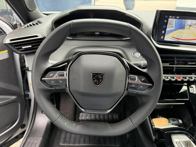 Peugeot 2008 1.2 Hybrid 145 Allure | Bouwjaar 2026 | Tot 8 jaar Garantie | Navigatie | Keyless entry | Adaptieve Cruise Control | 360 Graden Camera | Draadloos Telefoonlader | Parkeersensoren V+A | Hoge Zitpositie | Dode Hoek Detectie |Hybride Elektrisch rijden met Au