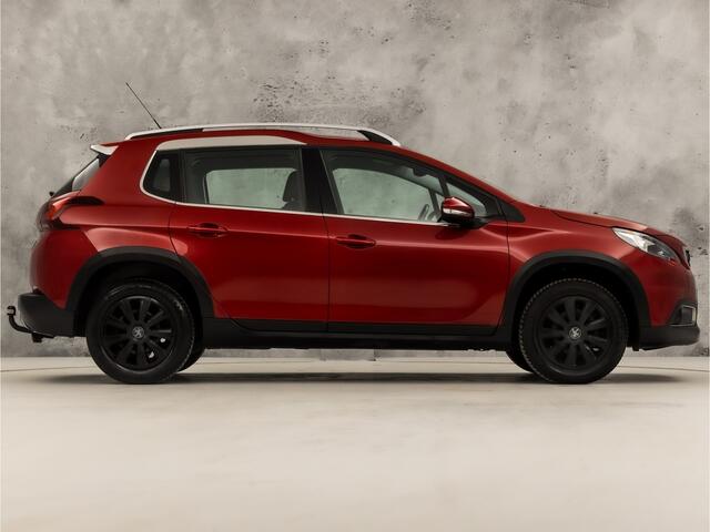Peugeot 2008 1.2 PureTech Allure (APPLE CARPLAY, NAVIGATIE, CAMERA, CLIMATE, LEDER, SPORTSTOELEN, TREKHAAK, LM VELGEN, CRUISE, NIEUWSTAAT)