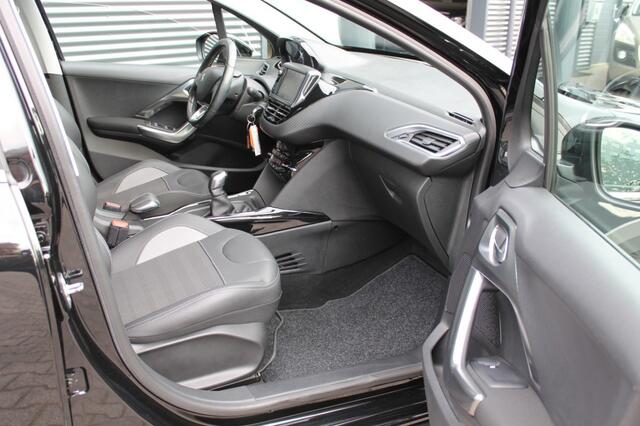 Peugeot 2008 1.2 PureTech Allure Uitv. NAVIGATIE